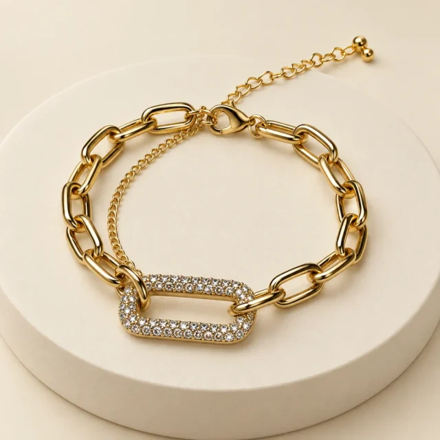 Pulsera dorada eslabón pavé